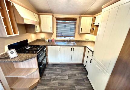 Willerby Leven  ( 2009)-image-2
