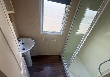 slider image 4