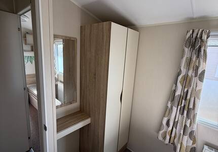 slider image 4